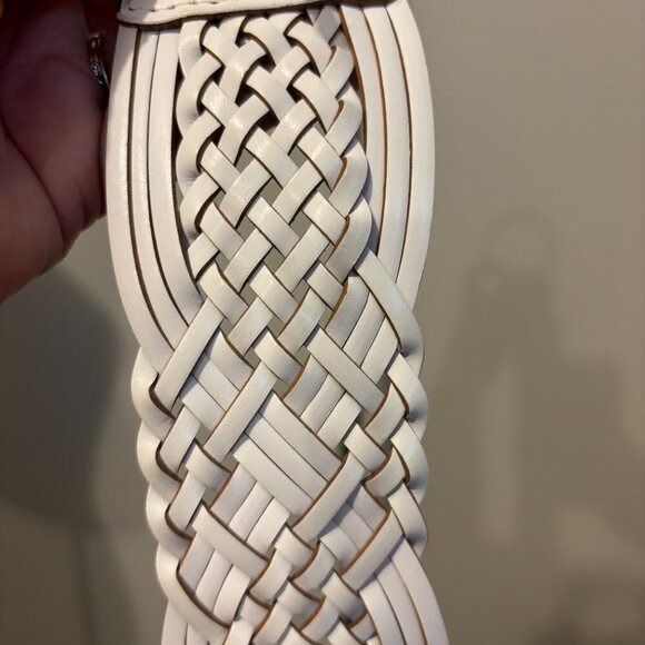 Genuine Bonded Leather White Braided Belt Silvertone Buckle - Picture 4 of 4